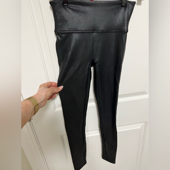 Spanx faux leather leggings - Picture 2 of 4